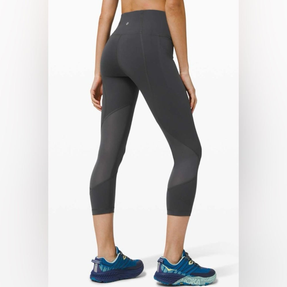 Lululemon Pace Rival High Rise Crop 22” in Graphite Grey Size 12